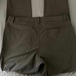 Lululemon men’s ABC pants size 36